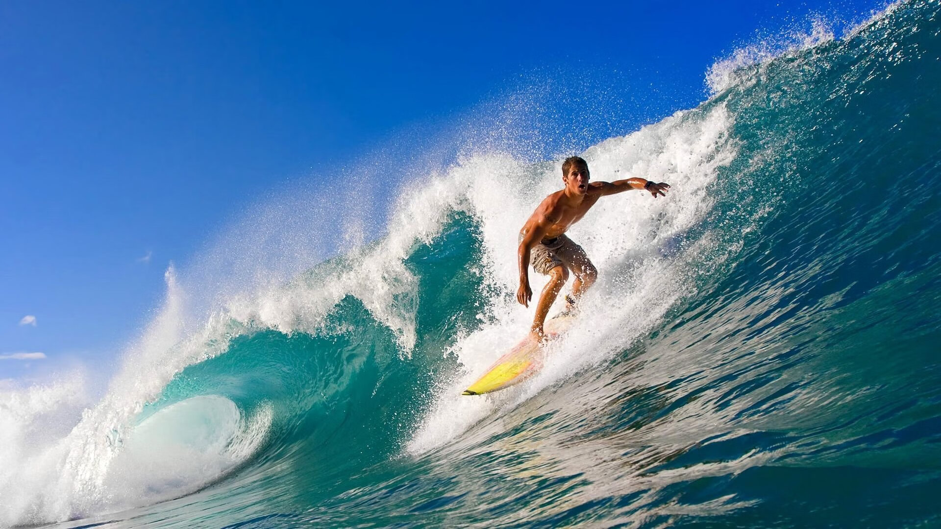 魔术逆转雷霆，周琦点燃赛场，东方巨塔的NBA重生之夜
